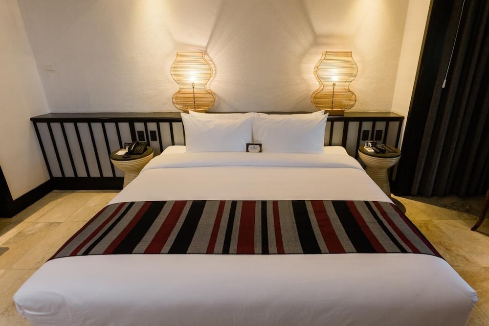 The Henry Resort Dumaguete 23/37