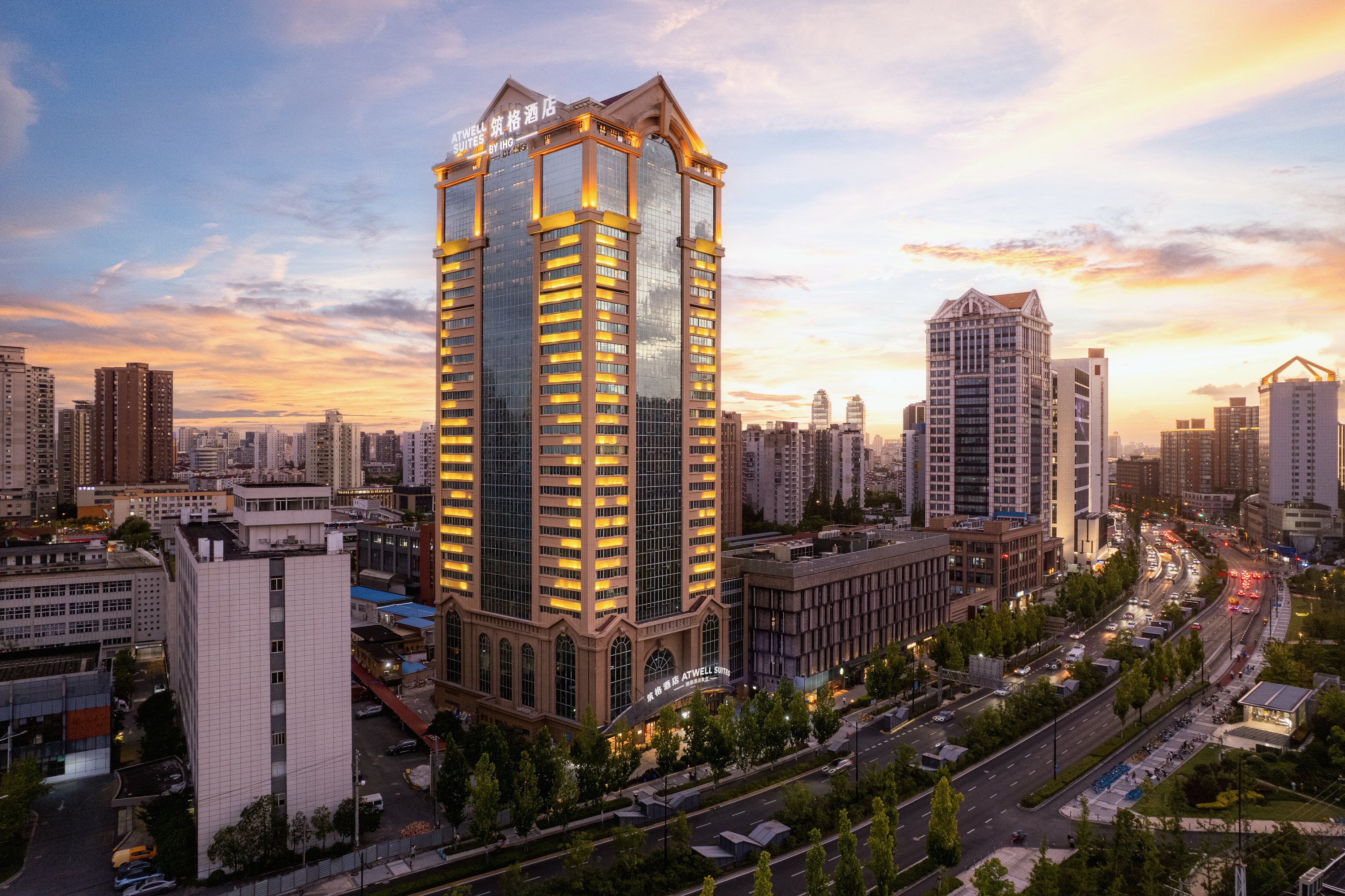 Atwell Suites Shanghai Wuning by IHG 4/37