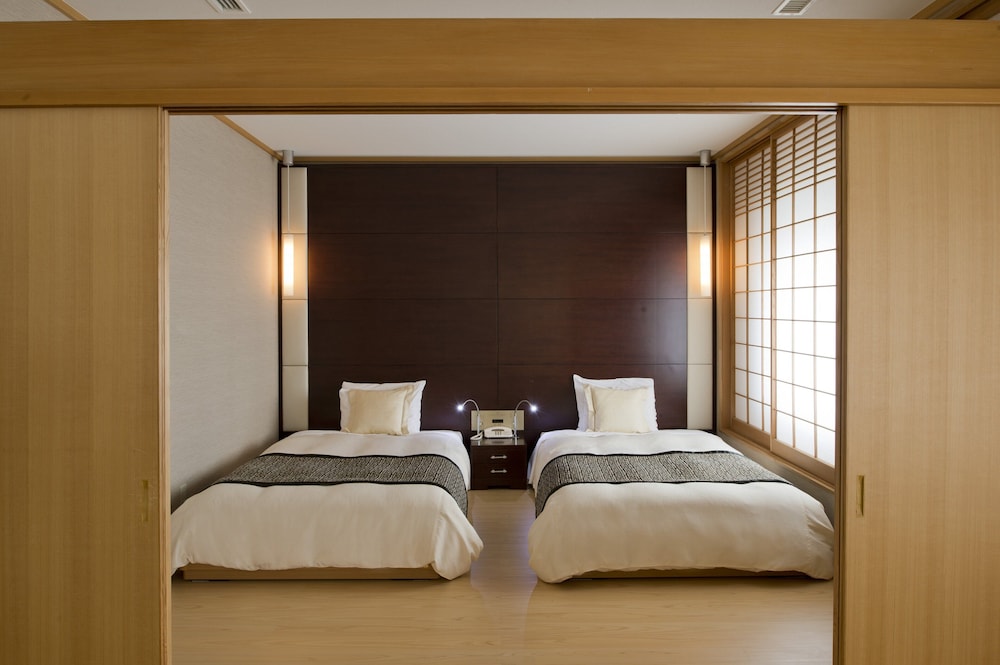 ANA Crowne Plaza Akita by IHG 14/50