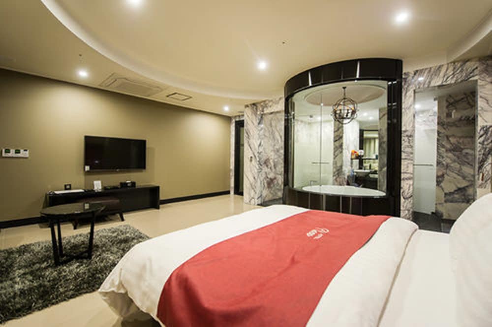 Floce Hotel 32/60