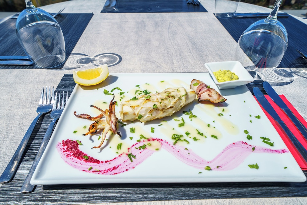 Macaris Suites And Spa 46/66