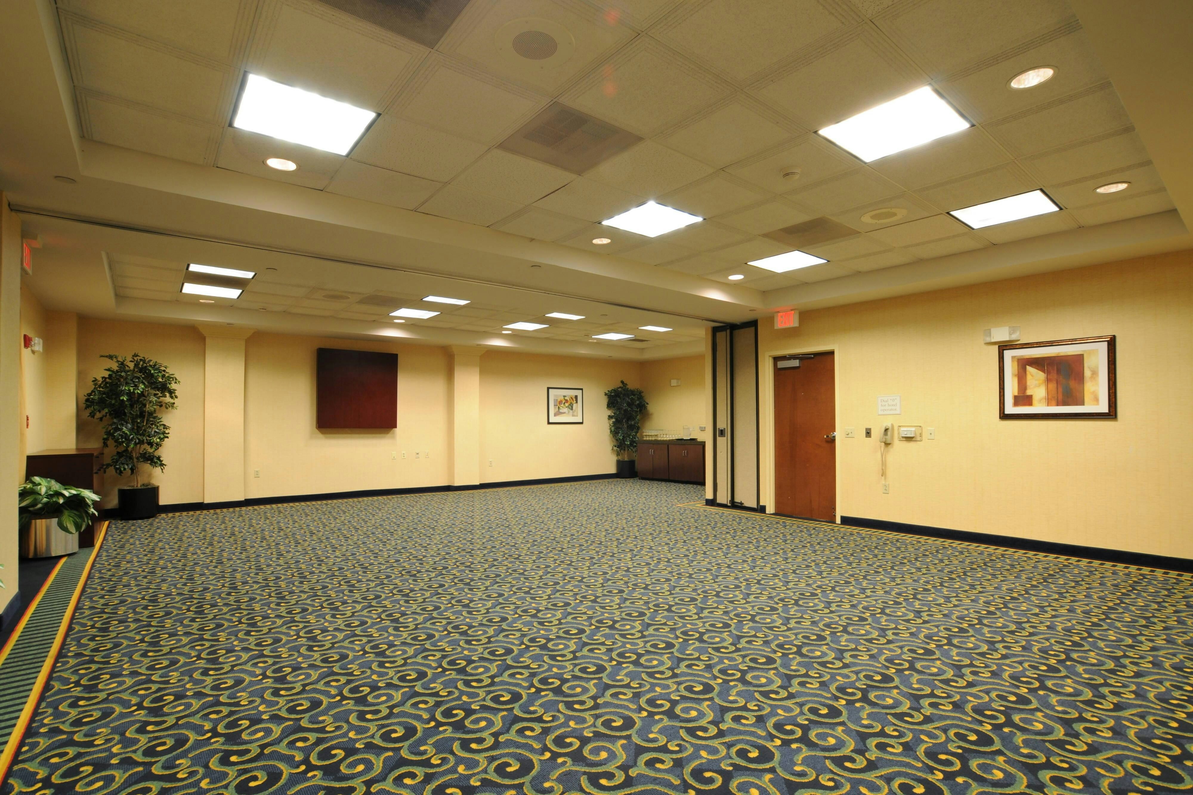 Springhill Suites Oklahoma City Quail Springs 33/35