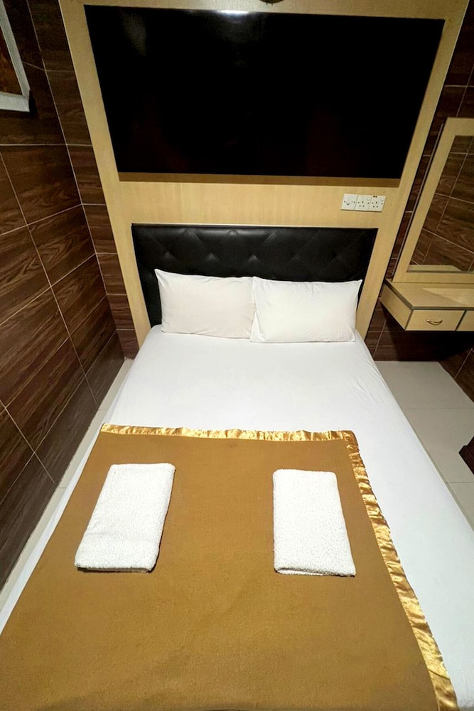Batu Caves Business Hotel 17/21