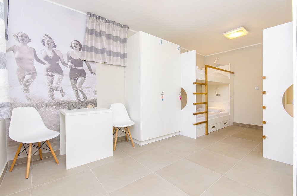 Hostel Dvor 3/44