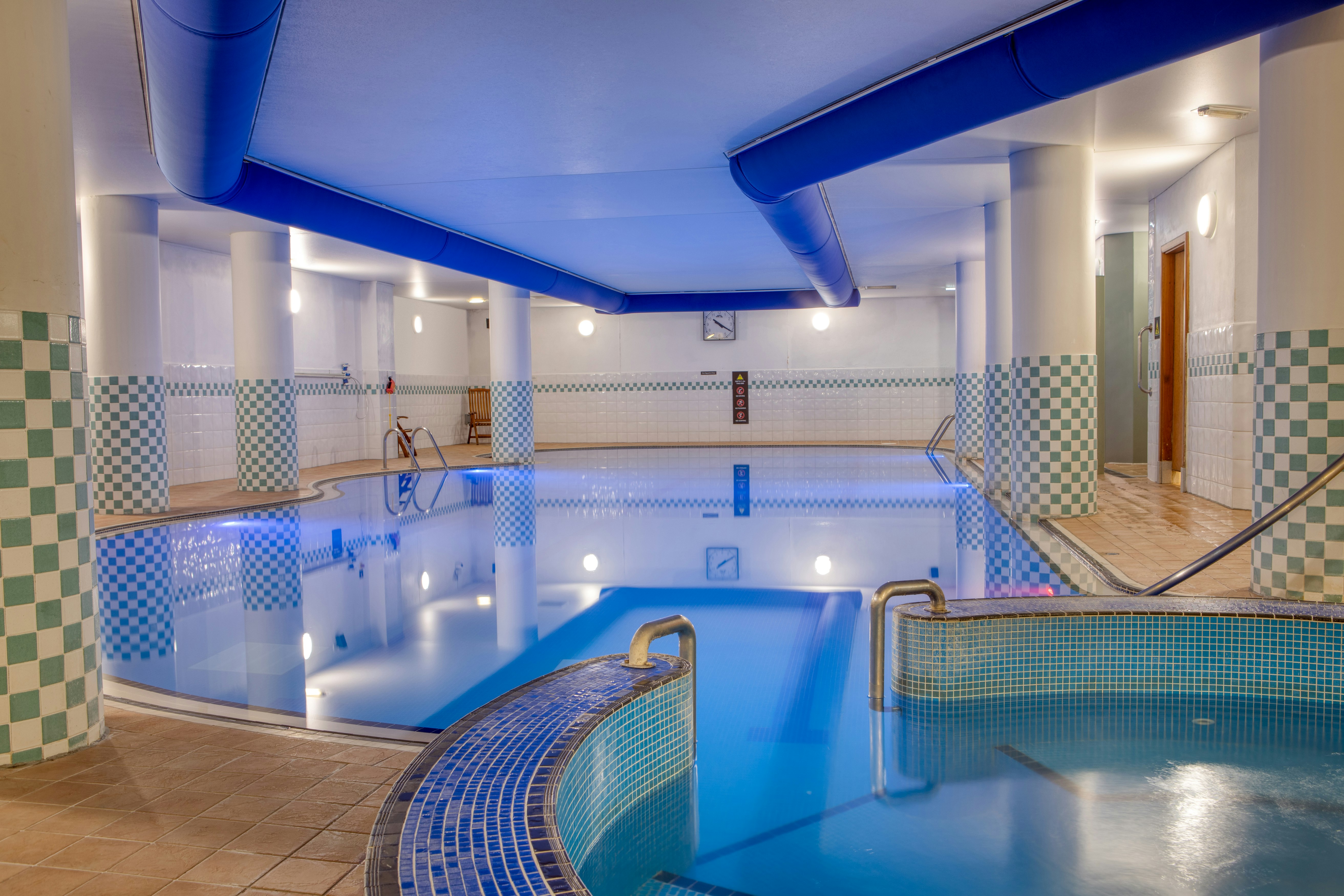 Hilton Nottingham 46/97