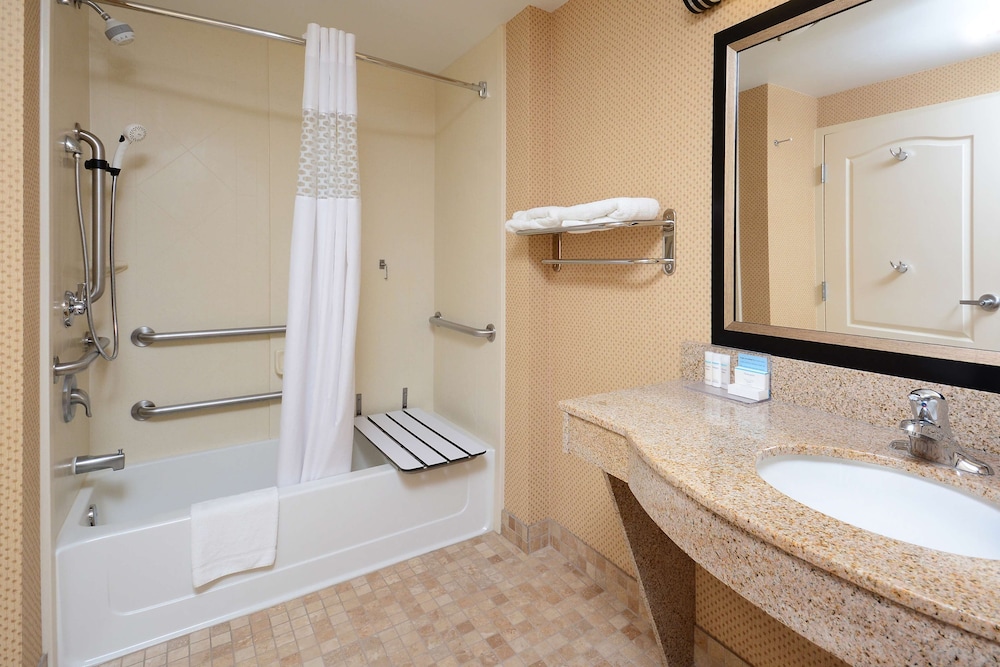 Hampton Inn Suites Durham North I85 13/53