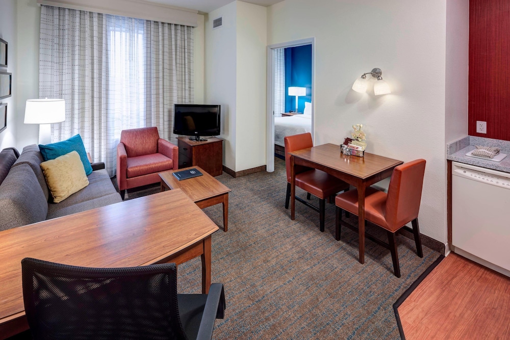 Residence Inn Houston West/Energy Corridor 24/57