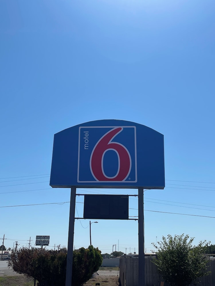 Motel6 Artesia, NM