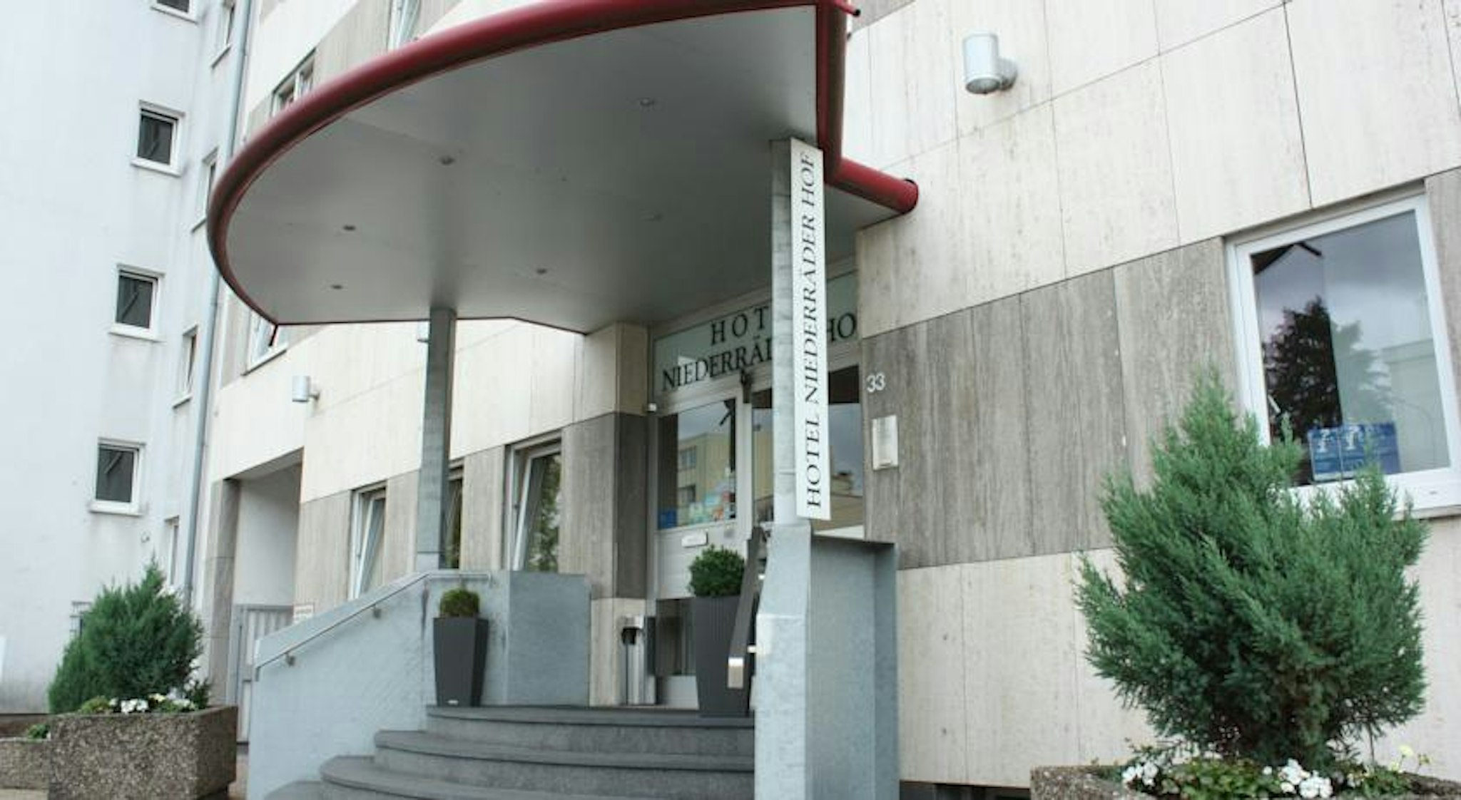 Hotel Niederraeder Hof 2/41
