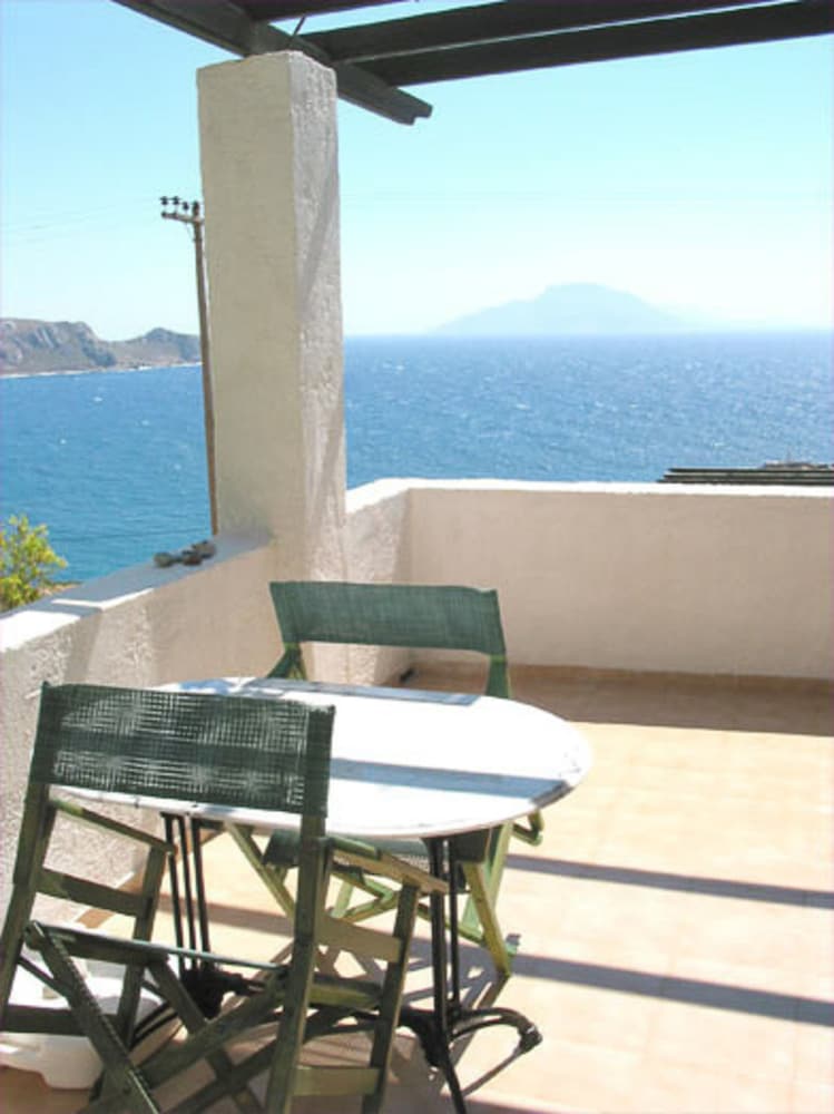 Finiki View Hotel Apartments 39/50