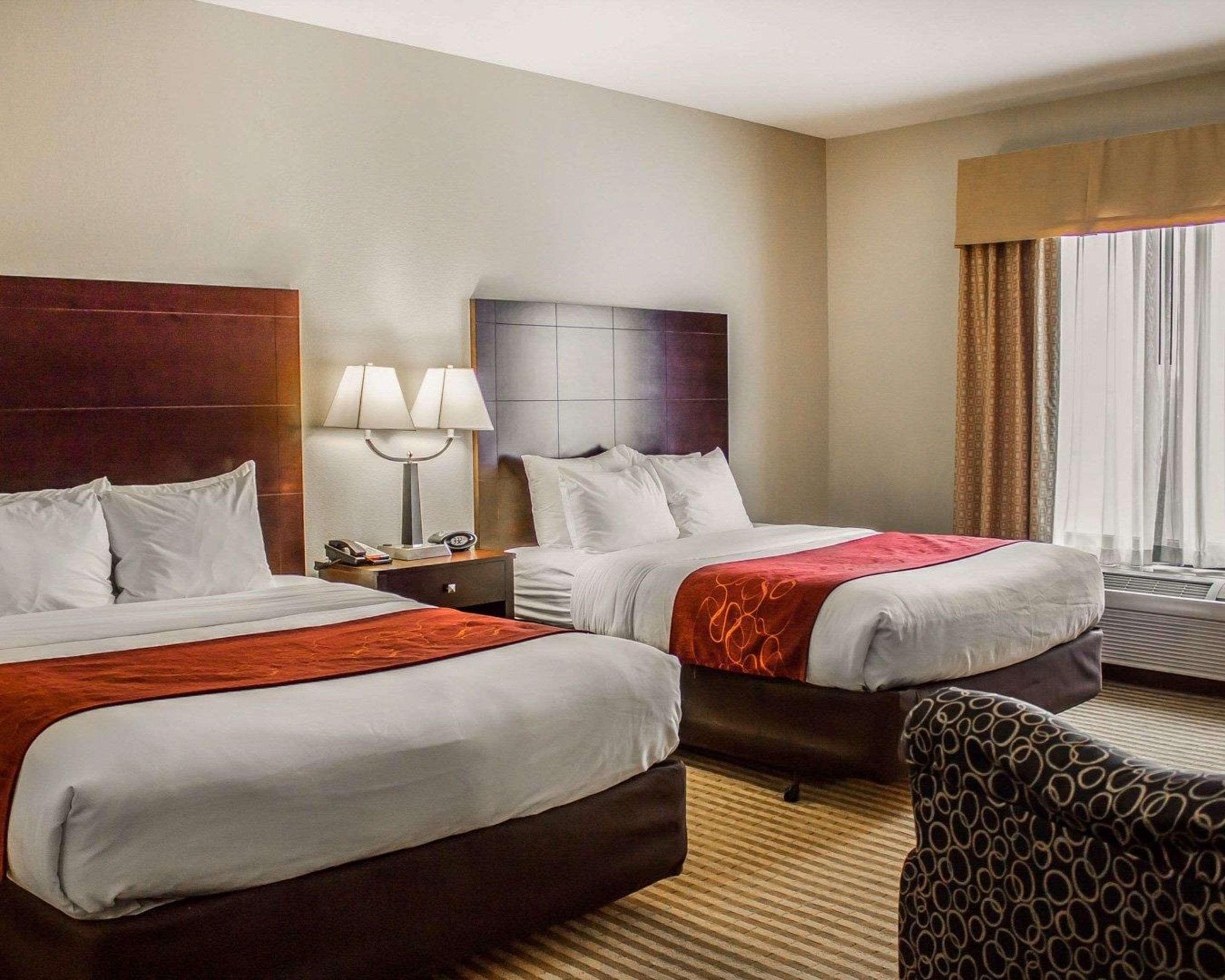 UPGRADE, SUITE, KING BED