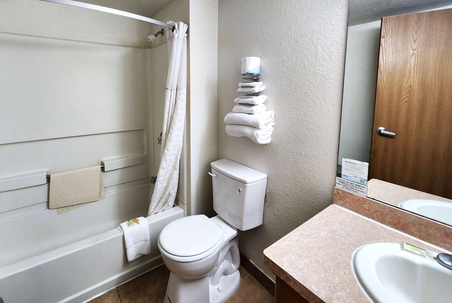 Super 8 By Wyndham Austin North/University Area 29/32