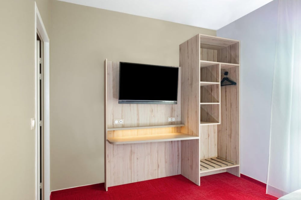 The Originals City Hotel Acadine Pont-Audemer 42/42