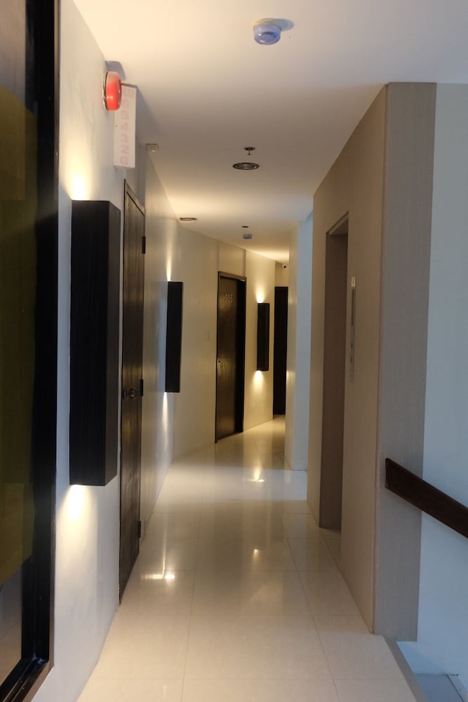 Mannra Hotel 12/20