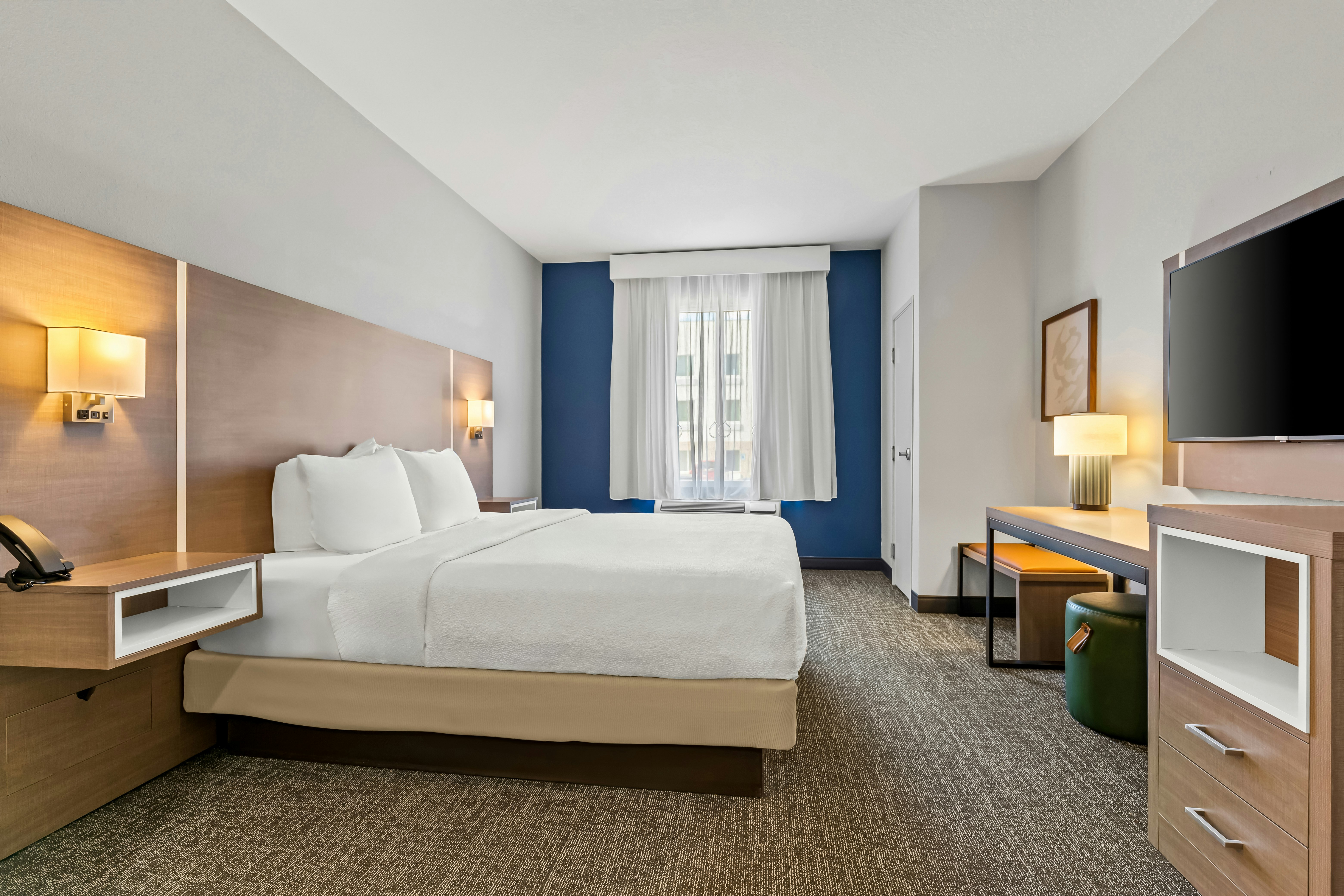 Spark by Hilton Catoosa Tulsa 15/26