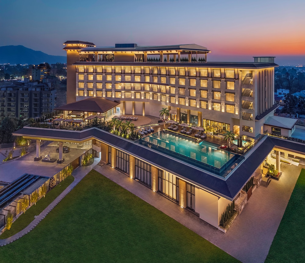 Taj Mussoorie Foothills Dehradun 6/65
