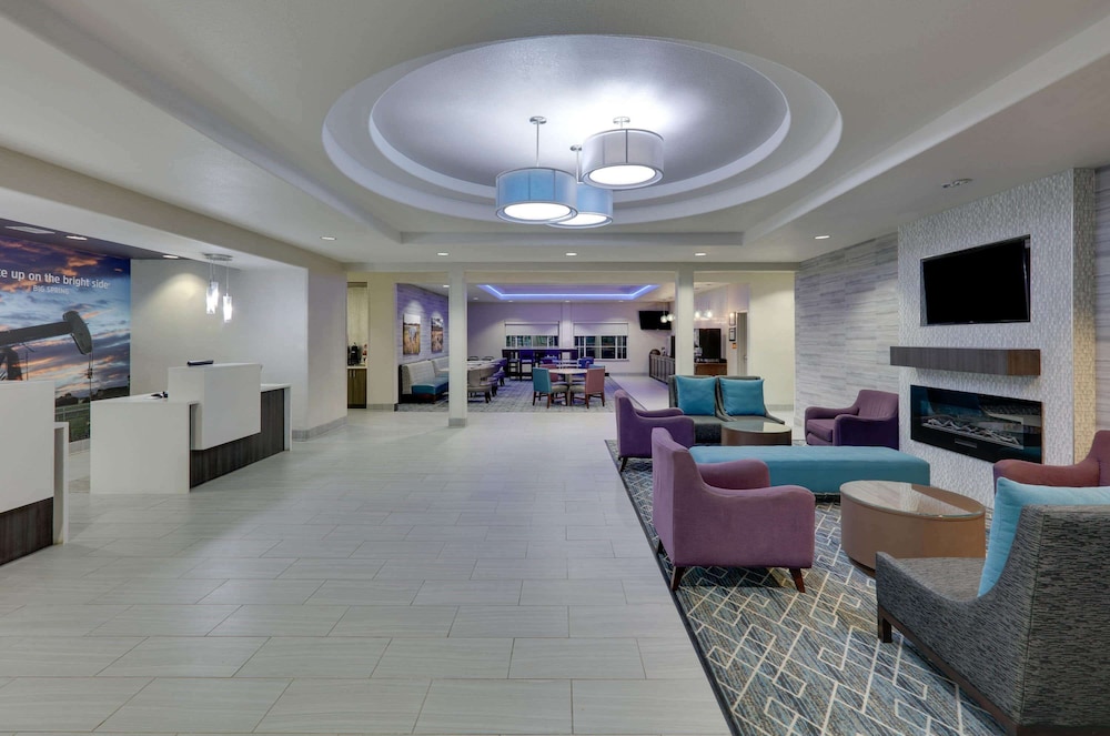La Quinta Inn & Suites by Wyndham Big Spring 7/48