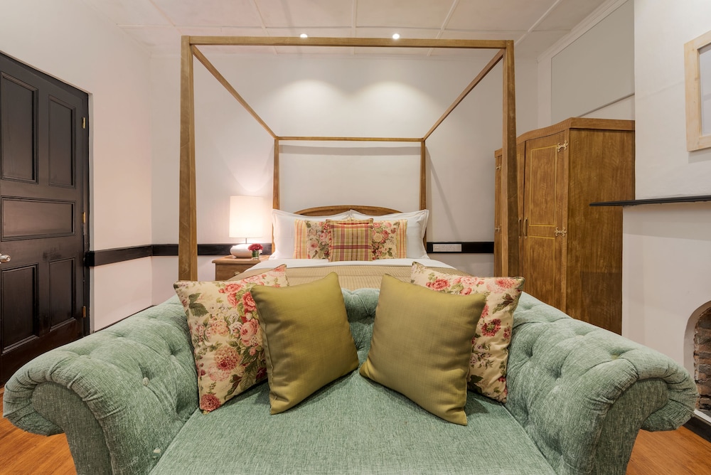 Oliphant Boutique Villa by Amaya 16/28
