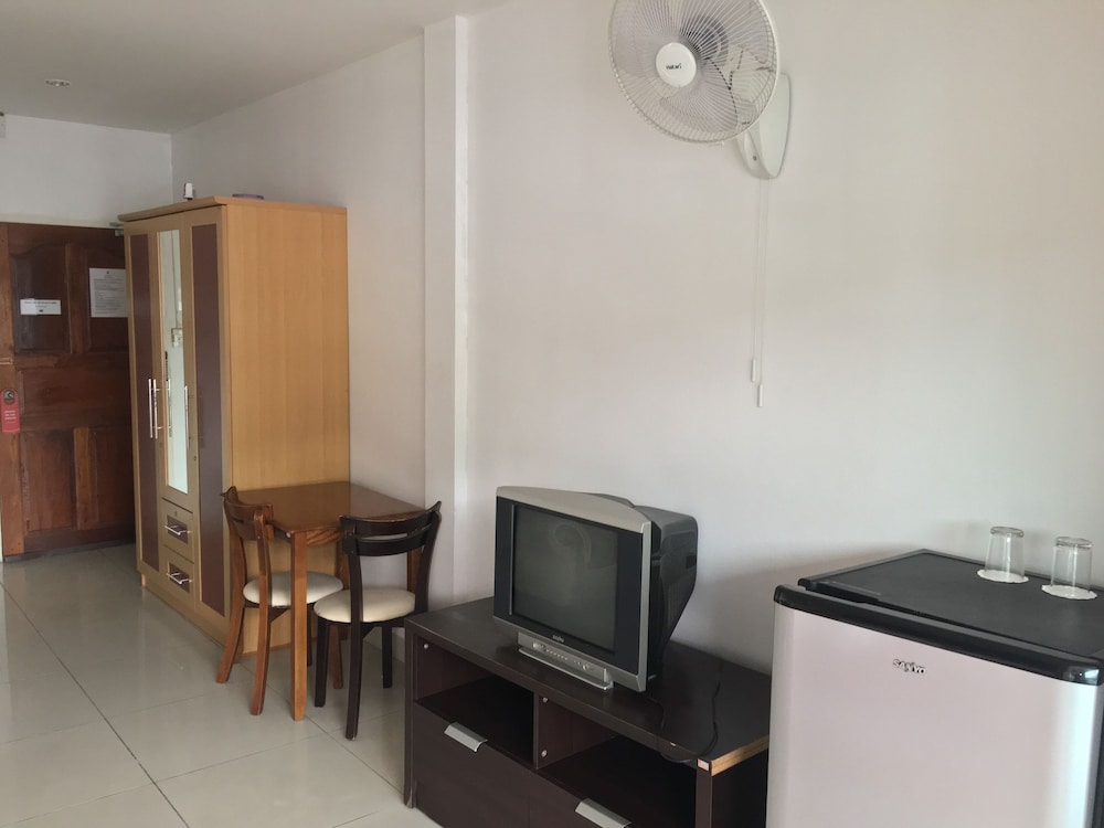 Jomtien Hostel 56/68