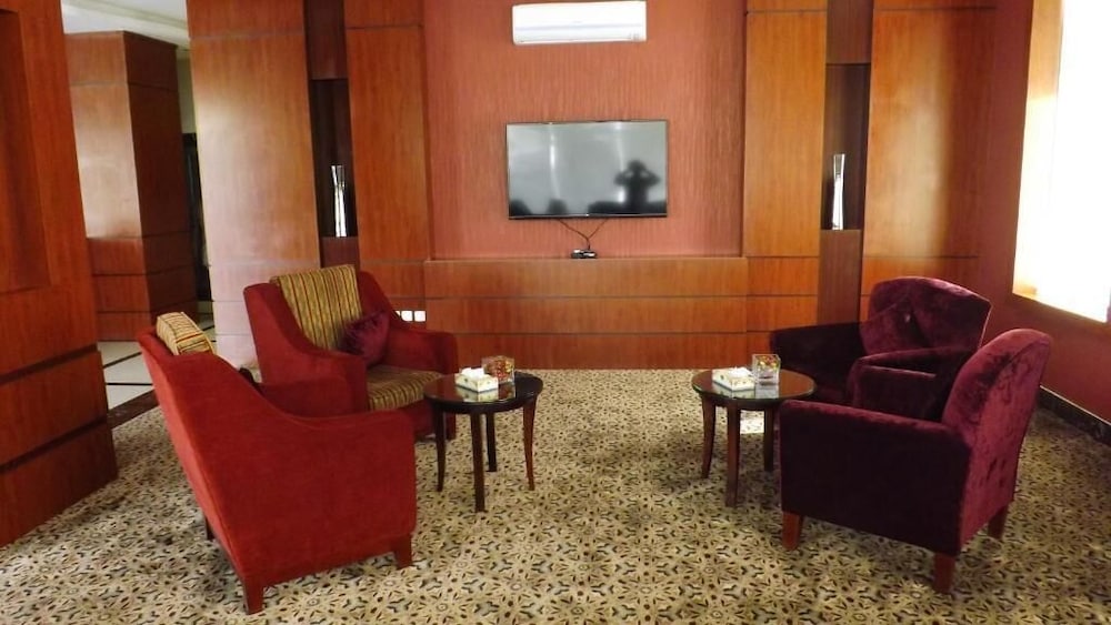 تالين المصيف للشقق الفندقية(Taleen Almasif Serviced Apartments) 42/52