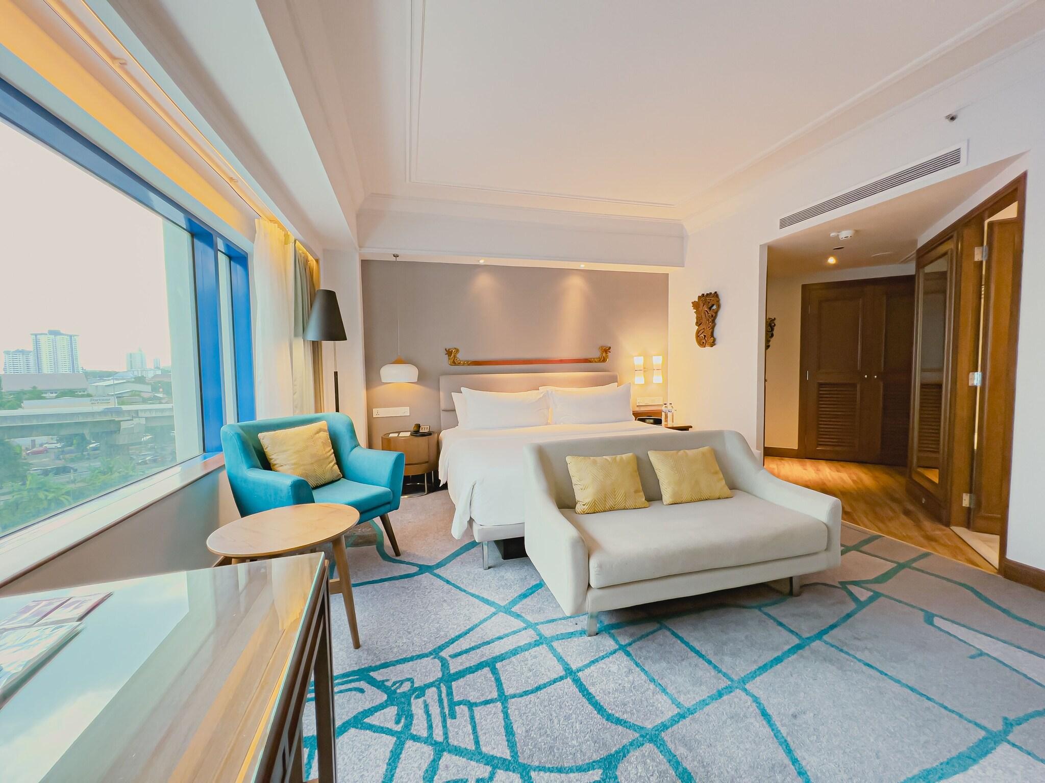 غرفة ديلوكس بسرير كينج، LE MERIDIEN JAKARTA 2/9