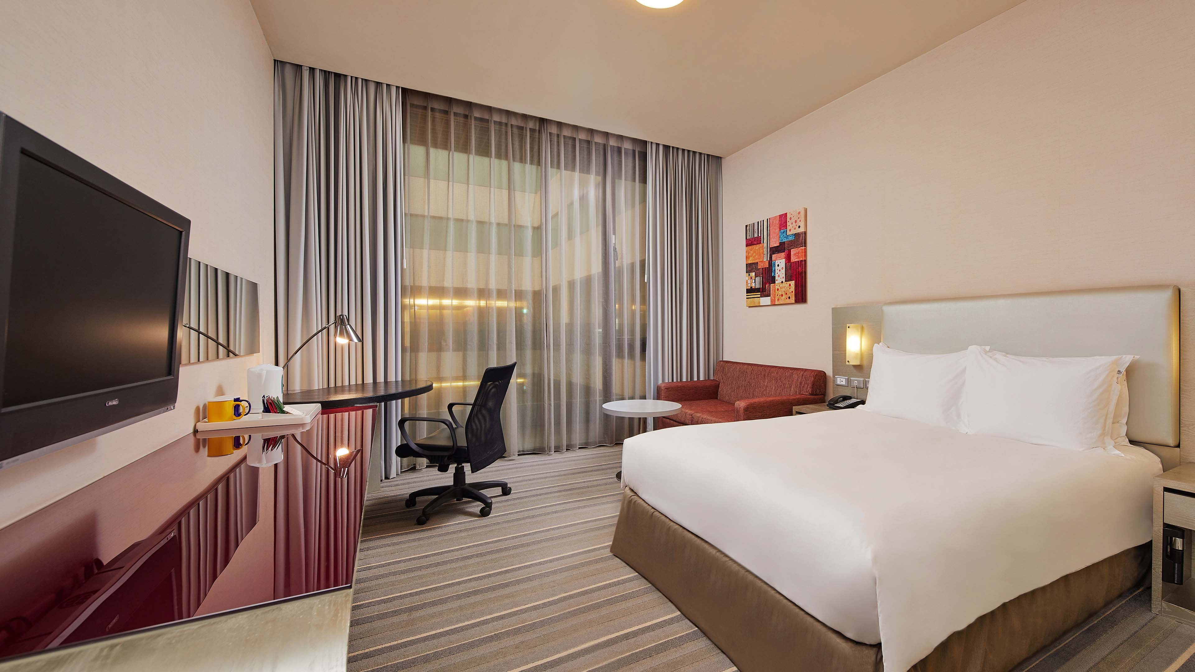 Holiday Inn Express Taichung Park 19/58