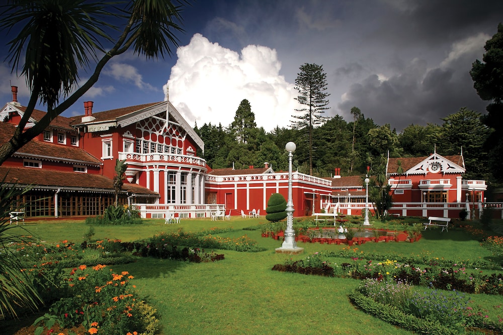 Welcomheritage Ferrnhills Royale Palace 37/40