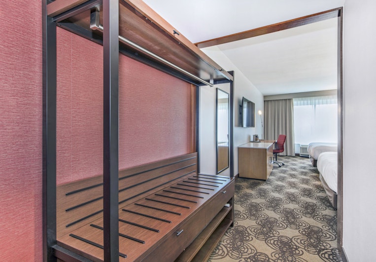 Doubletree By Hilton Raleigh Cary 11/51