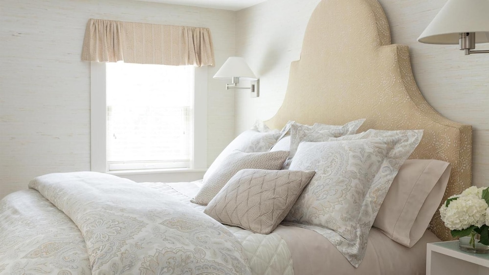33 Main - An Annie Selke Luxury Lodging Experience 17/21