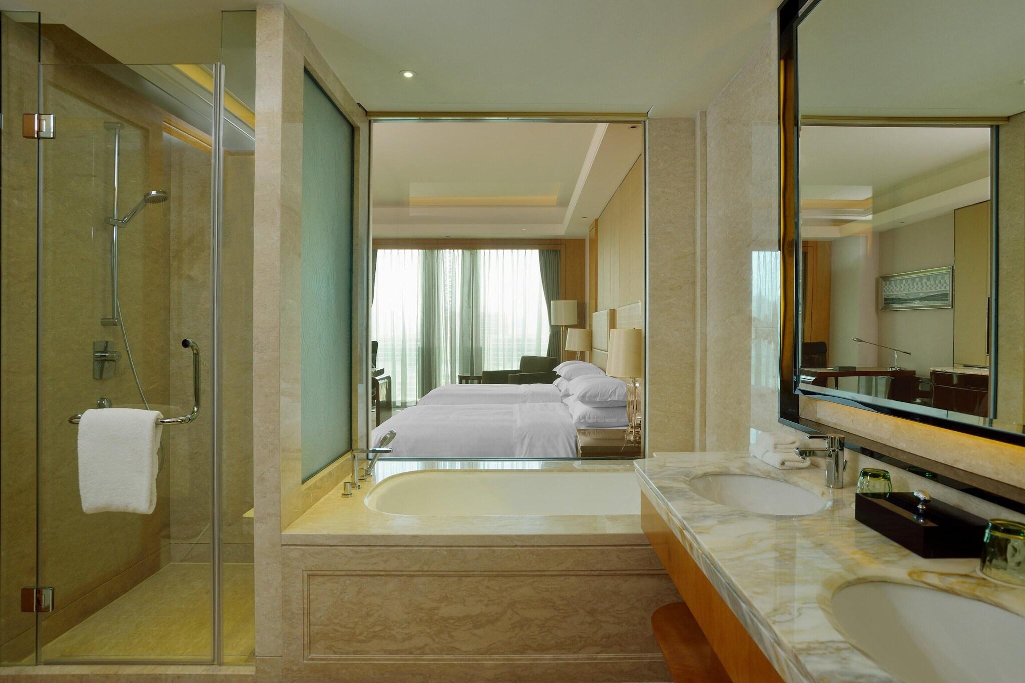 غرفة ديلوكس بسرير مزدوج، Sheraton Shenyang South City Hotel 3/3