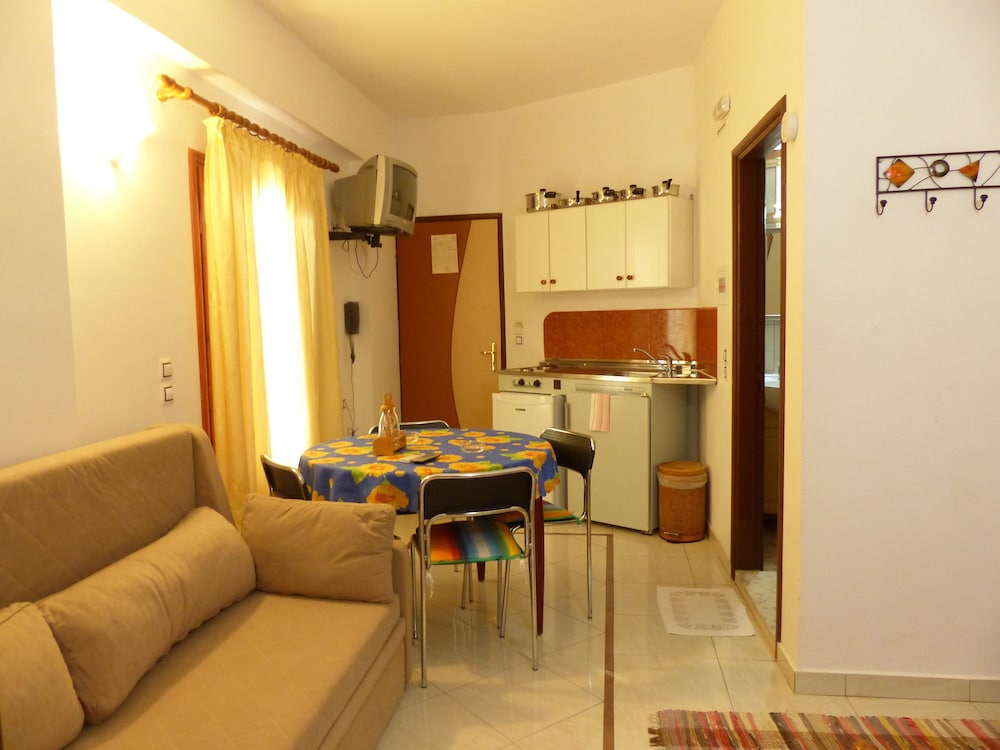 Sun City Apartments 37/50