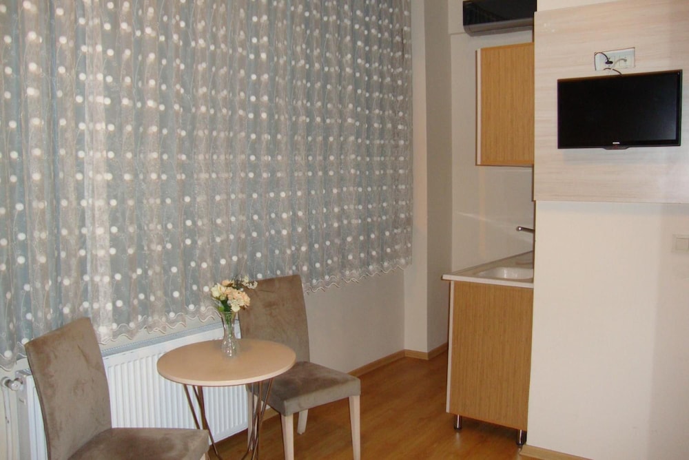 Royal Suites Besiktas Hotel 48/67
