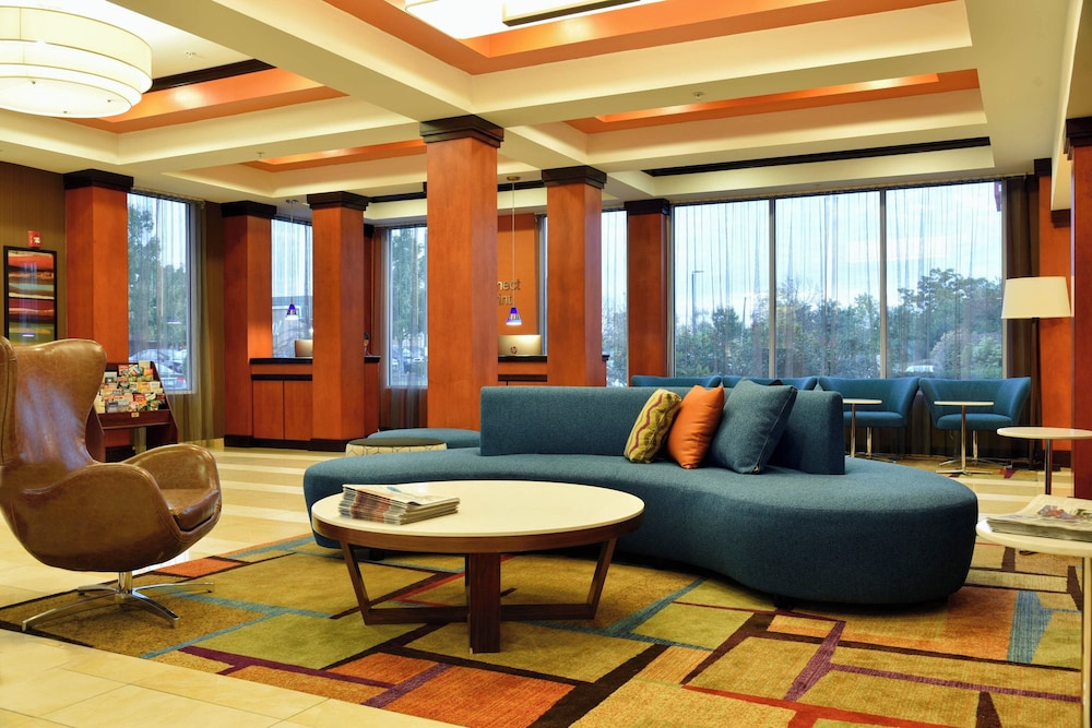 Fairfield Inn & Suites Hartford Airport 22/34