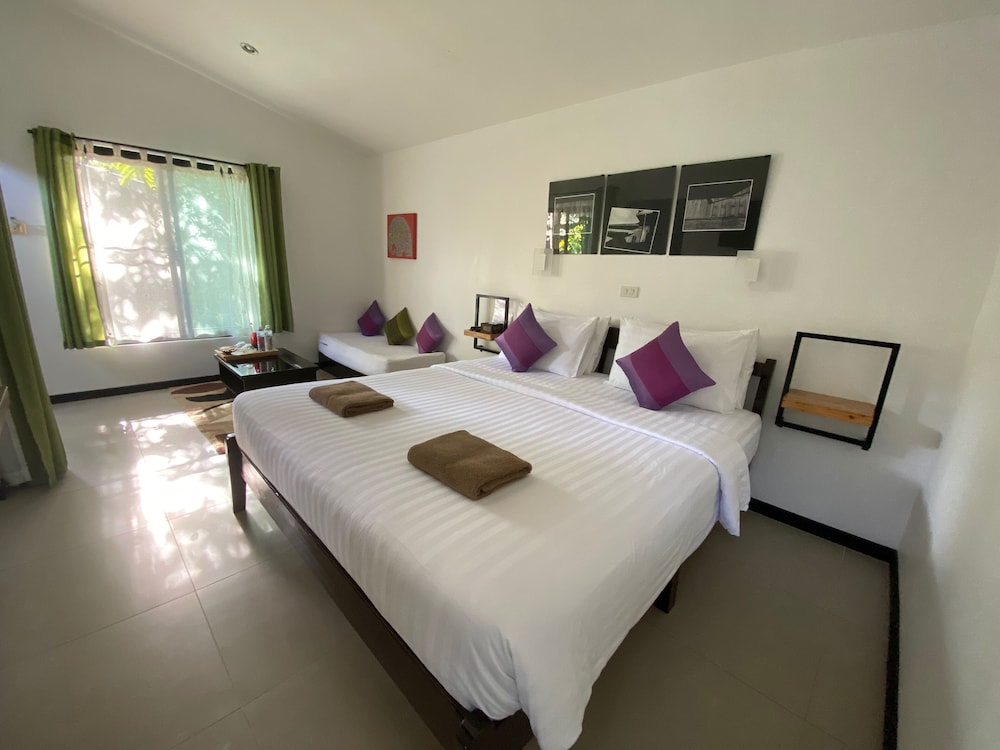 Family House At Pai 9/50