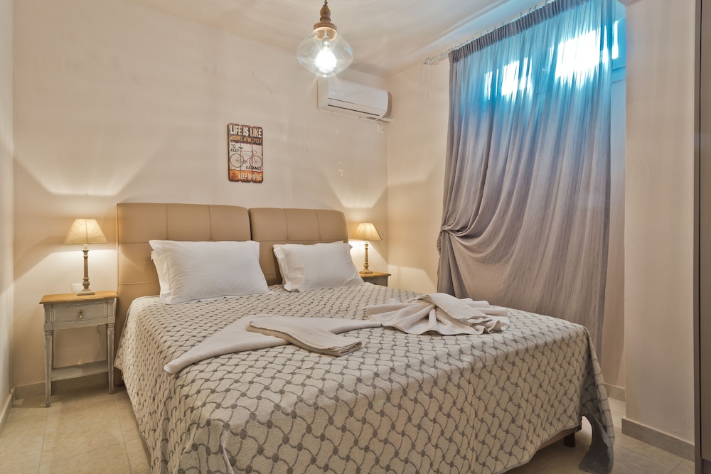 Elaia Villas 17/72
