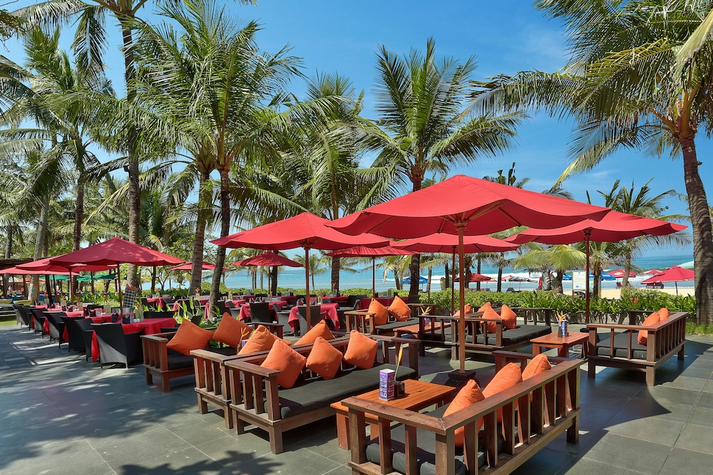 LEGIAN BEACH HOTEL 51/57