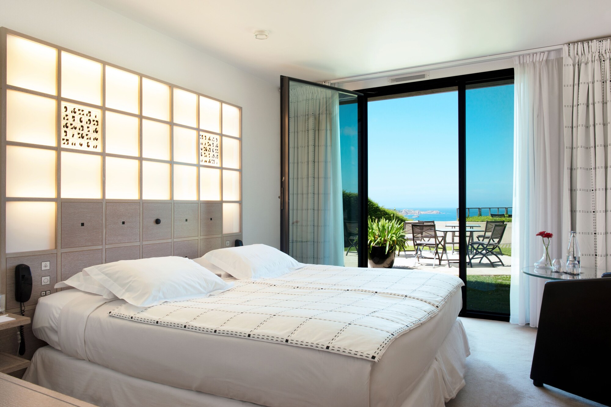 Classic, Double Bed, Sea Side, Ground Floor