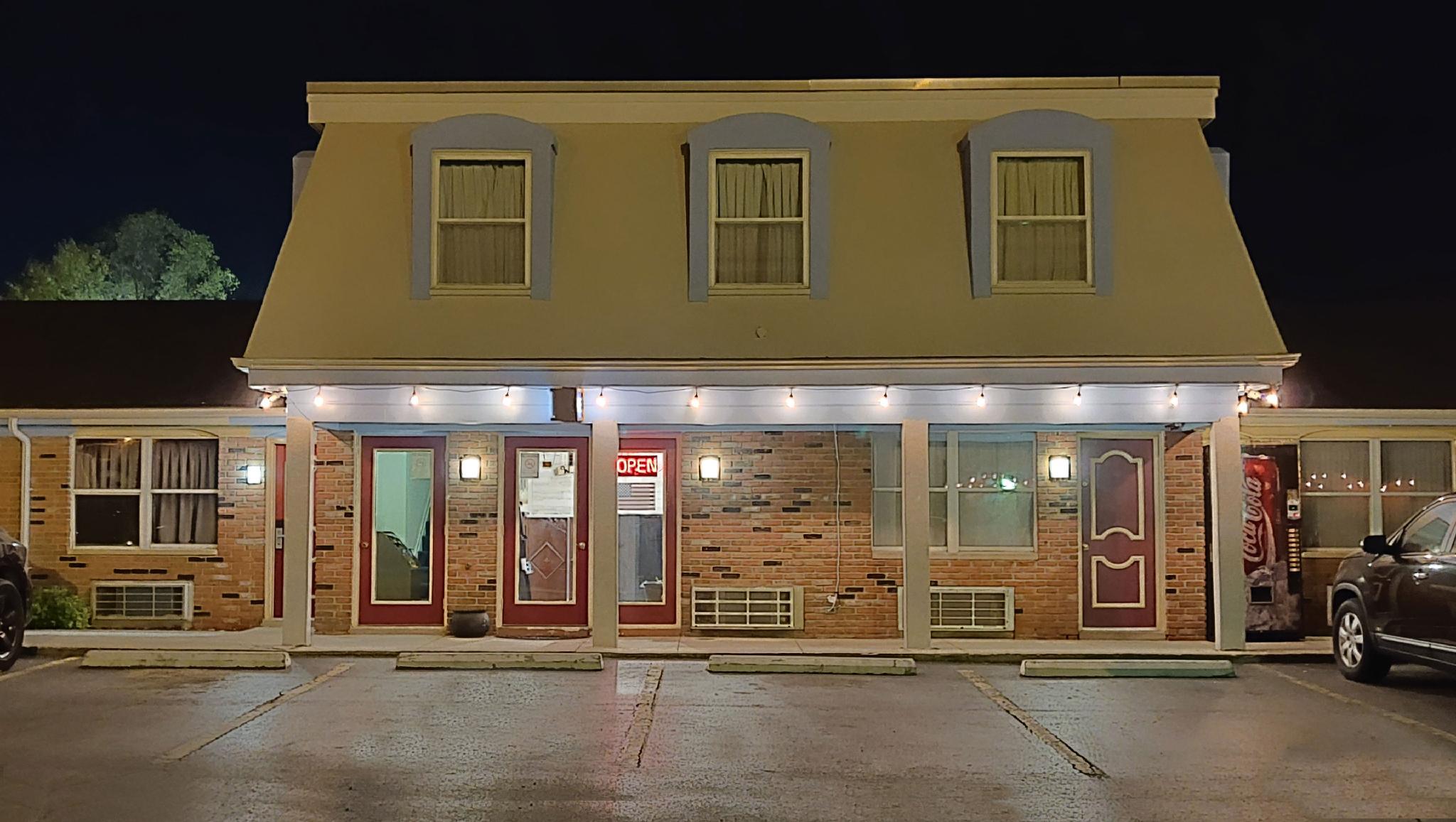 TRAVEL INN DELAWARE 4/34