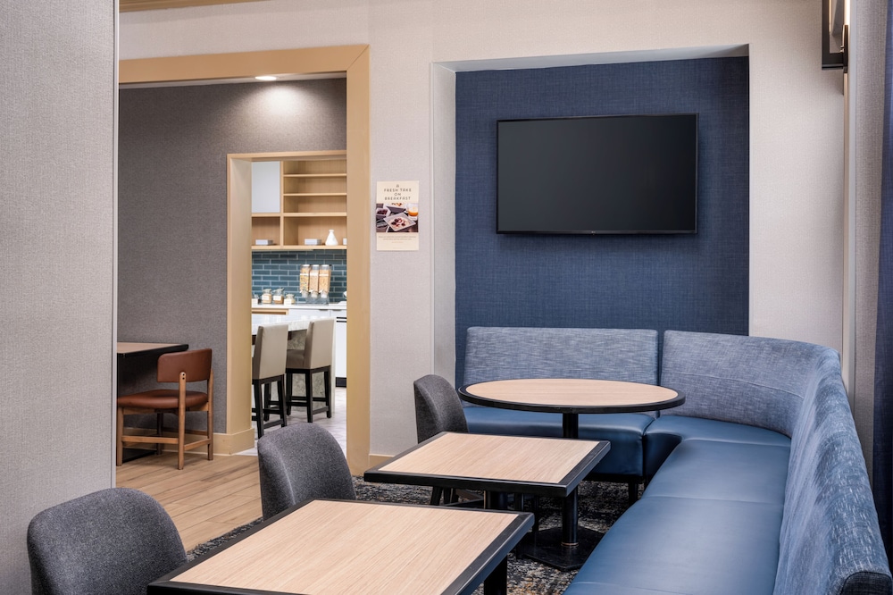 Hyatt Place Columbia/Harbison 35/50