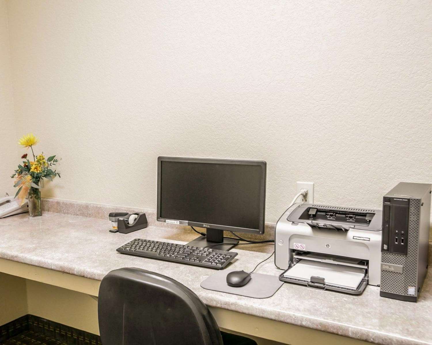 Sleep Inn & Suites Gonzales near Palmetto State Park 43/50
