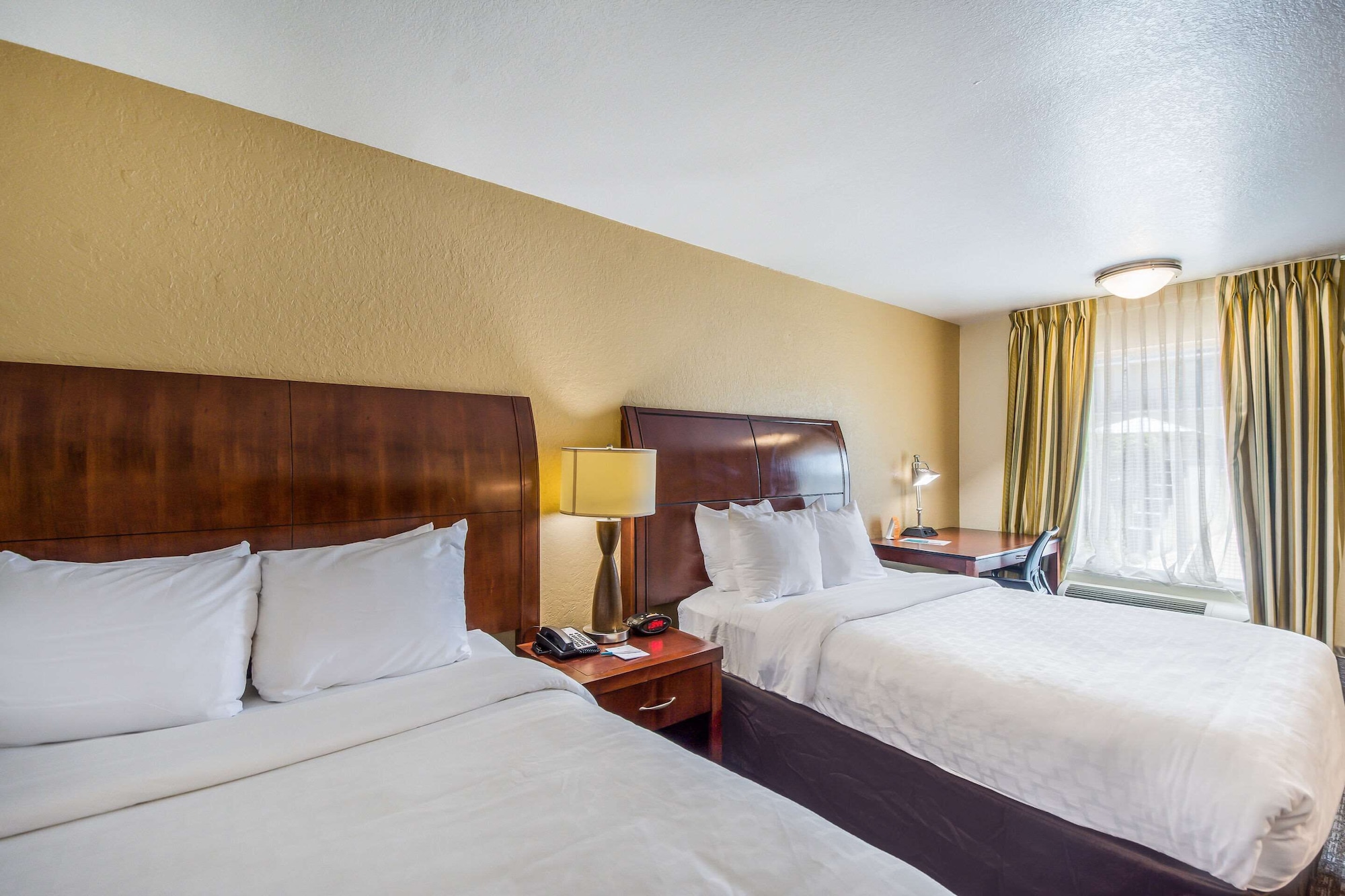 ROOM, 2 DOUBLE BEDS, ACCESSIBLE