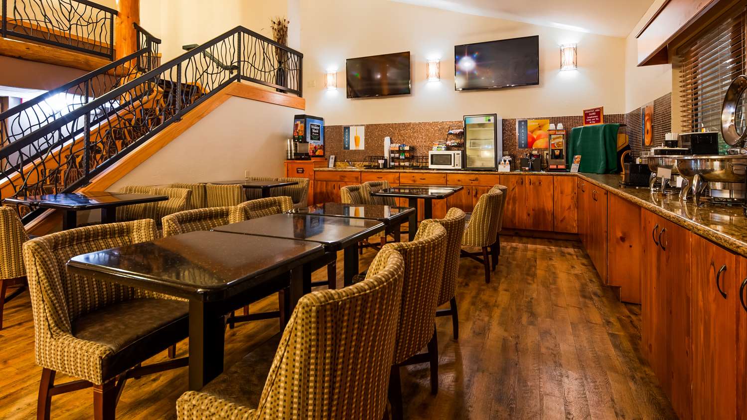 BEST WESTERN PLUS Sidney Lodge 4/9