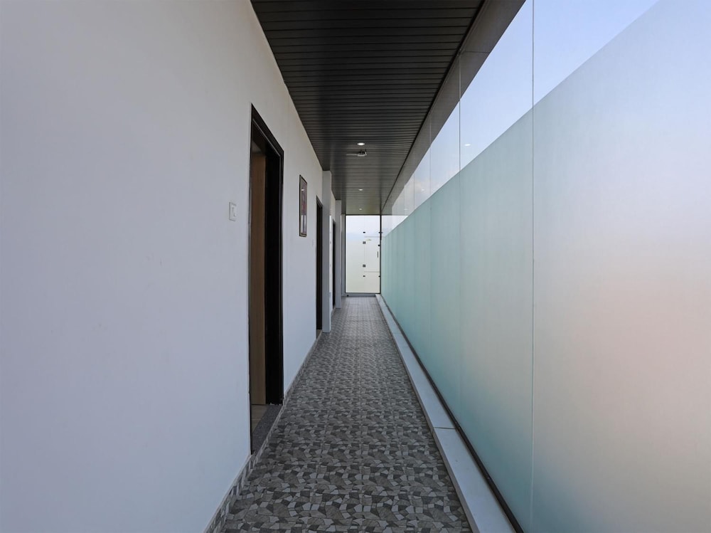 Hotel Kss Inn 4/32