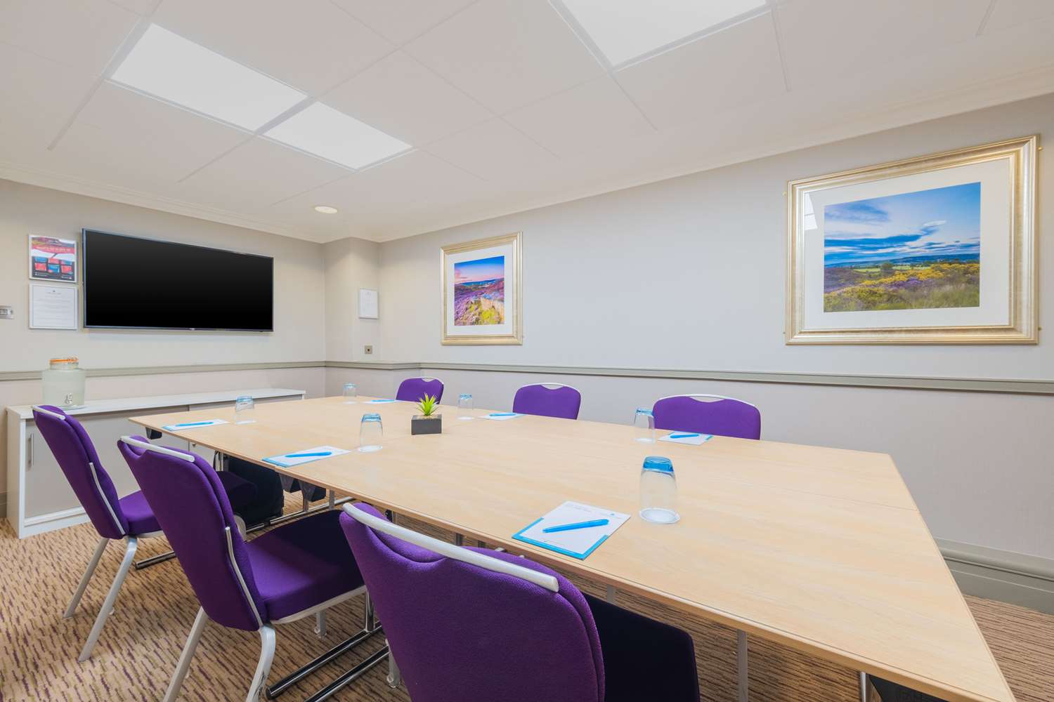 Cedar Court Hotel Huddersfield 14/21