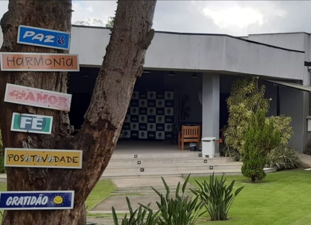 Palmier Hotel 6/45