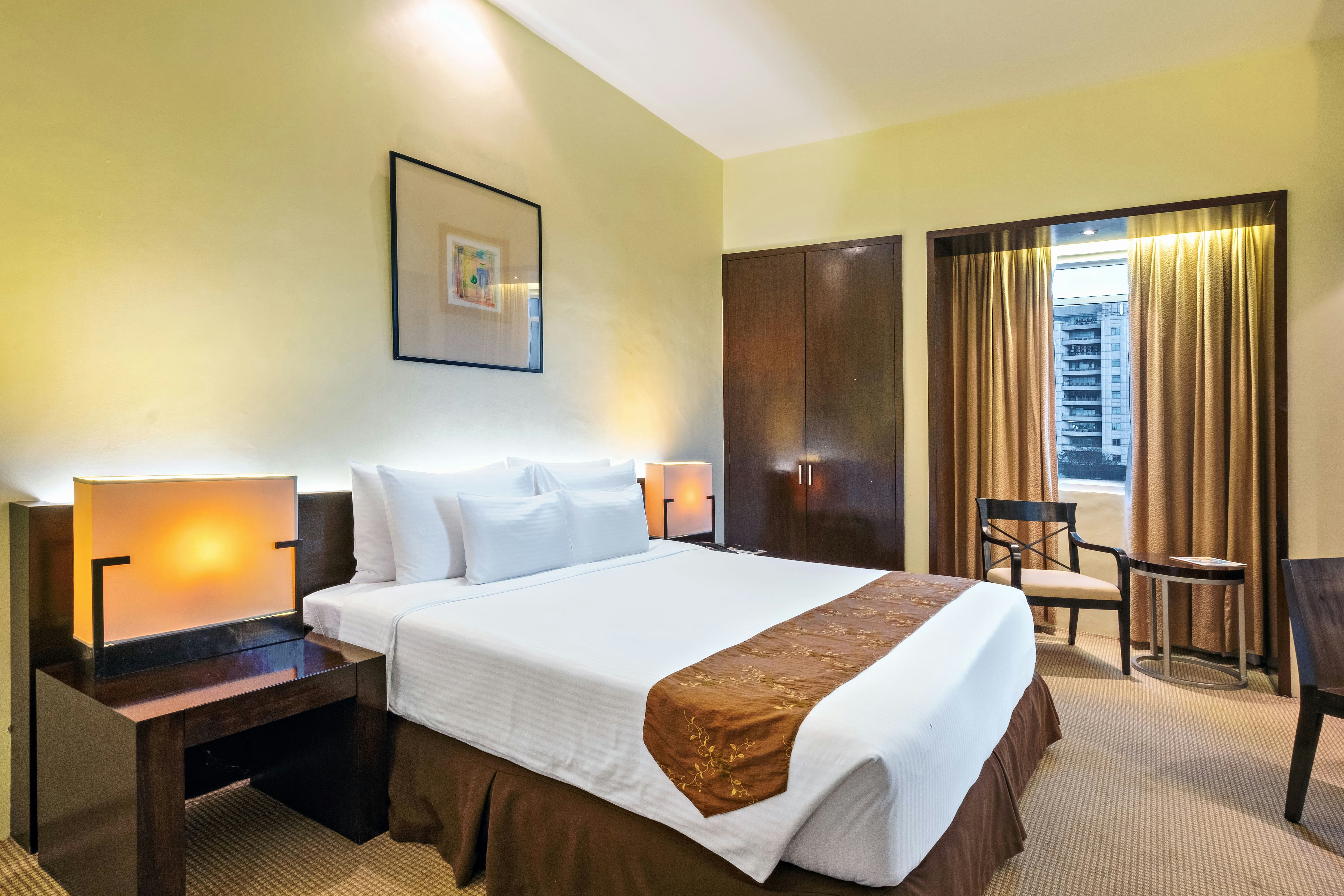 Waterfront Cebu City Hotel and Casino 10/38