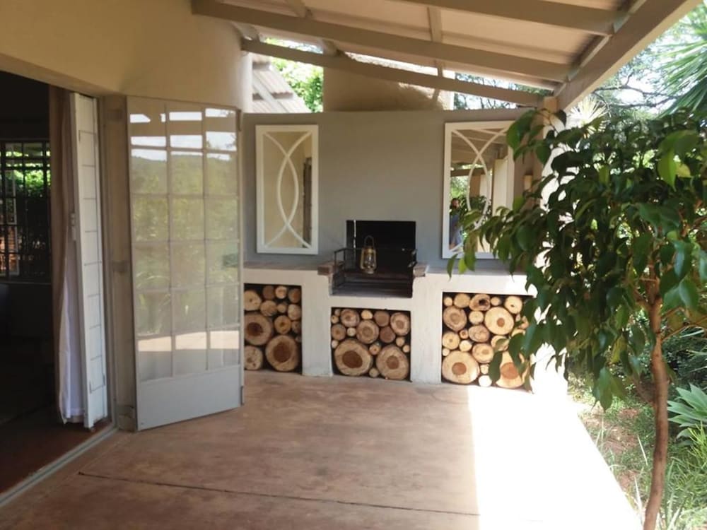 Kruger Park House [VR] 2/11