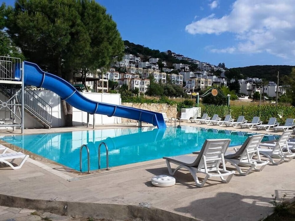 Chronos Beach Hotel 28/50