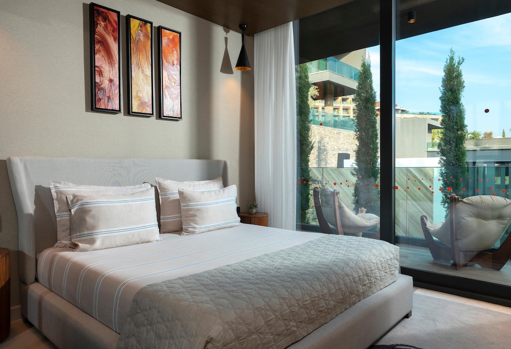 Lujo Art & Joy Bodrum 26/75