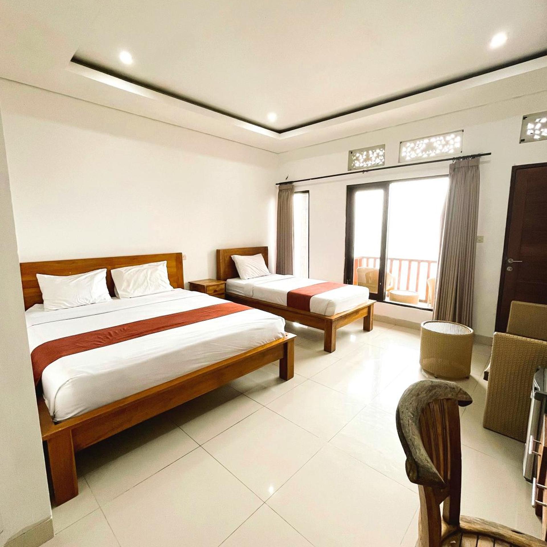 Caldera Hotel & Restaurant 8/50